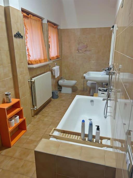 Business And Family House Con 3 Camere Da Letto Bergamo Kültér fotó